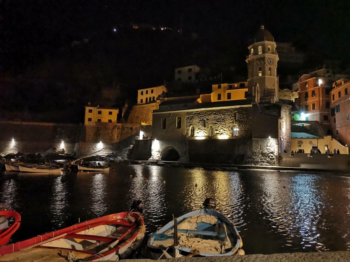 Vernazza Luxury Apartment Екстер'єр фото